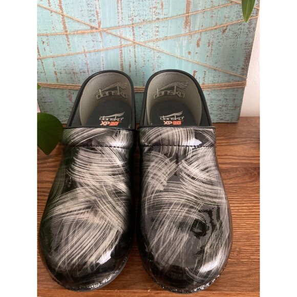 Dansko PRO XP 2.0 Black & Pewter Patent Leather Clogs Women Sz US 10.5-11 EU 41 - Picture 4 of 8